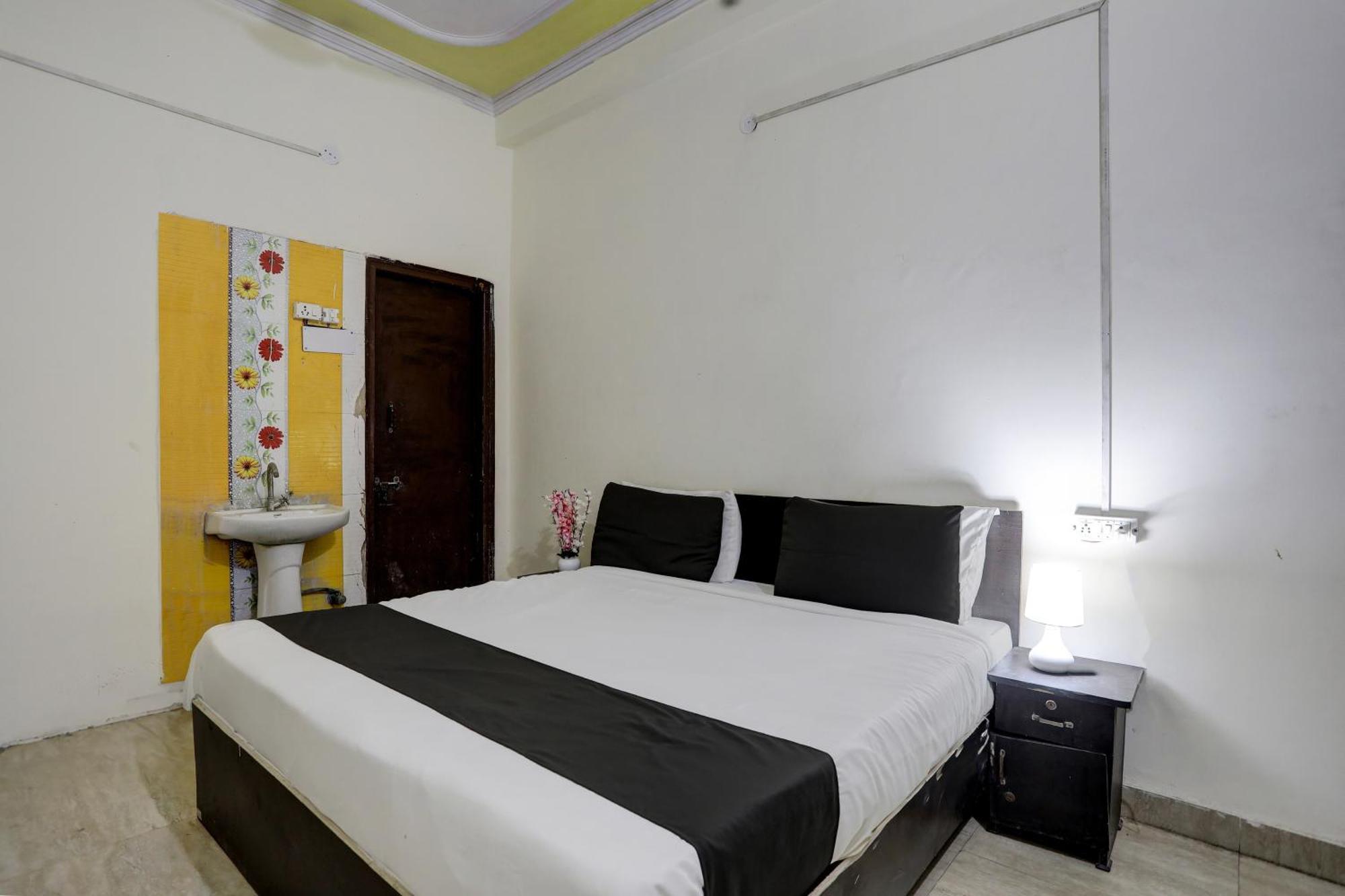 Hotel O Thirty Inns โนอิดา ภายนอก รูปภาพ